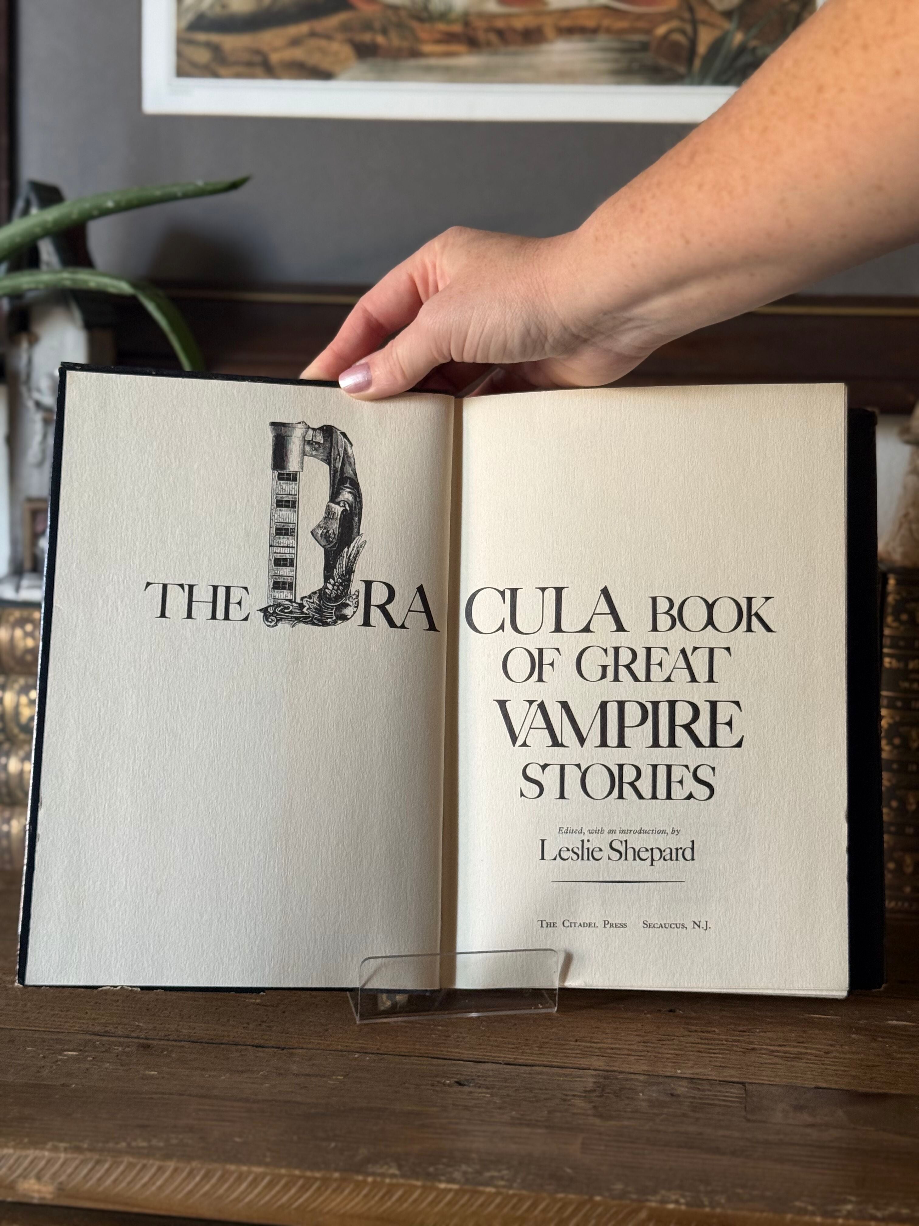 The Dracula Book of Great Vampire Stories | 1977 First Edition Hardcover