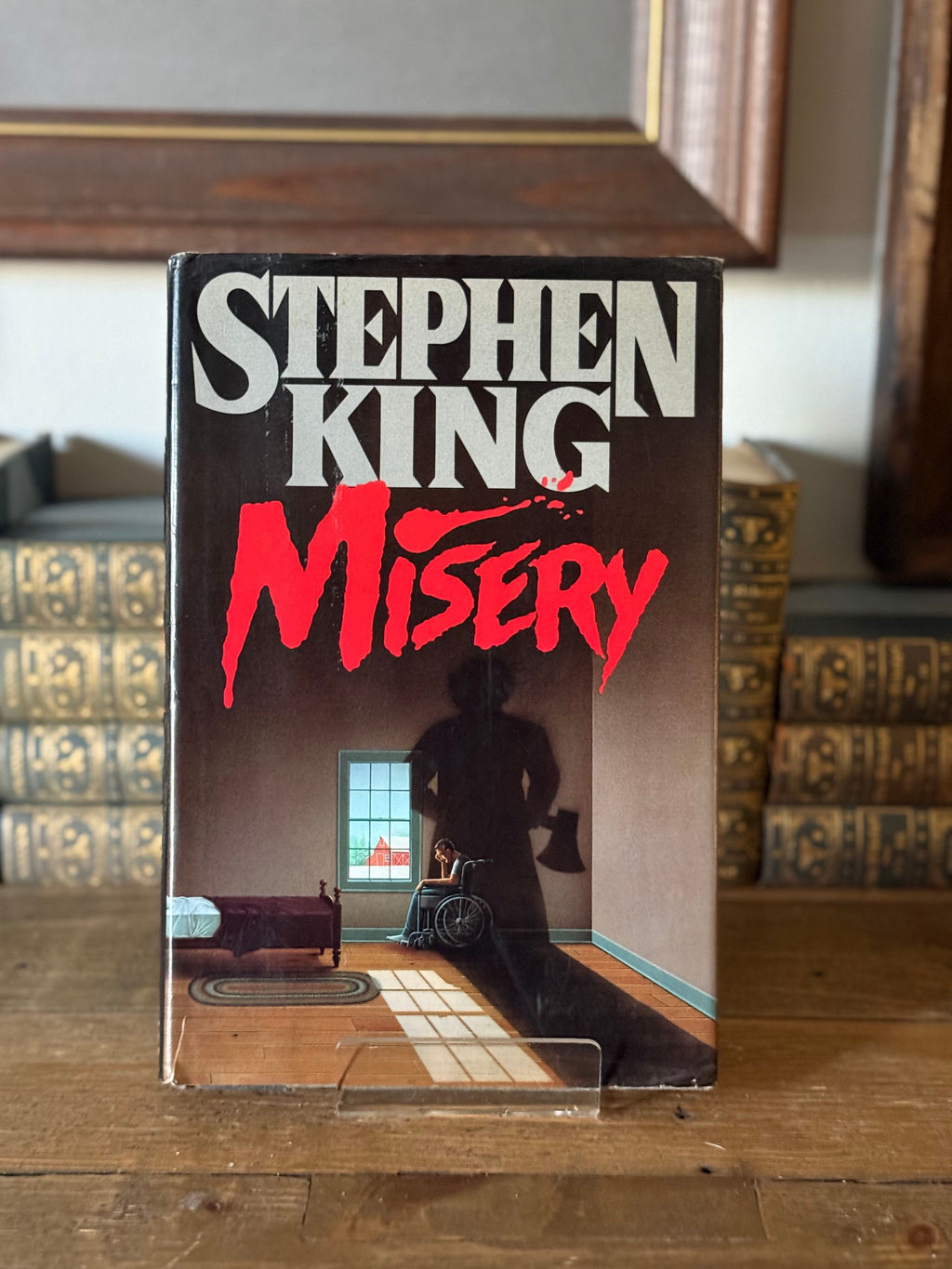 Misery by Stephen King | 1987 Viking Hardcover