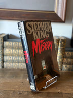 Misery by Stephen King | 1987 Viking Hardcover