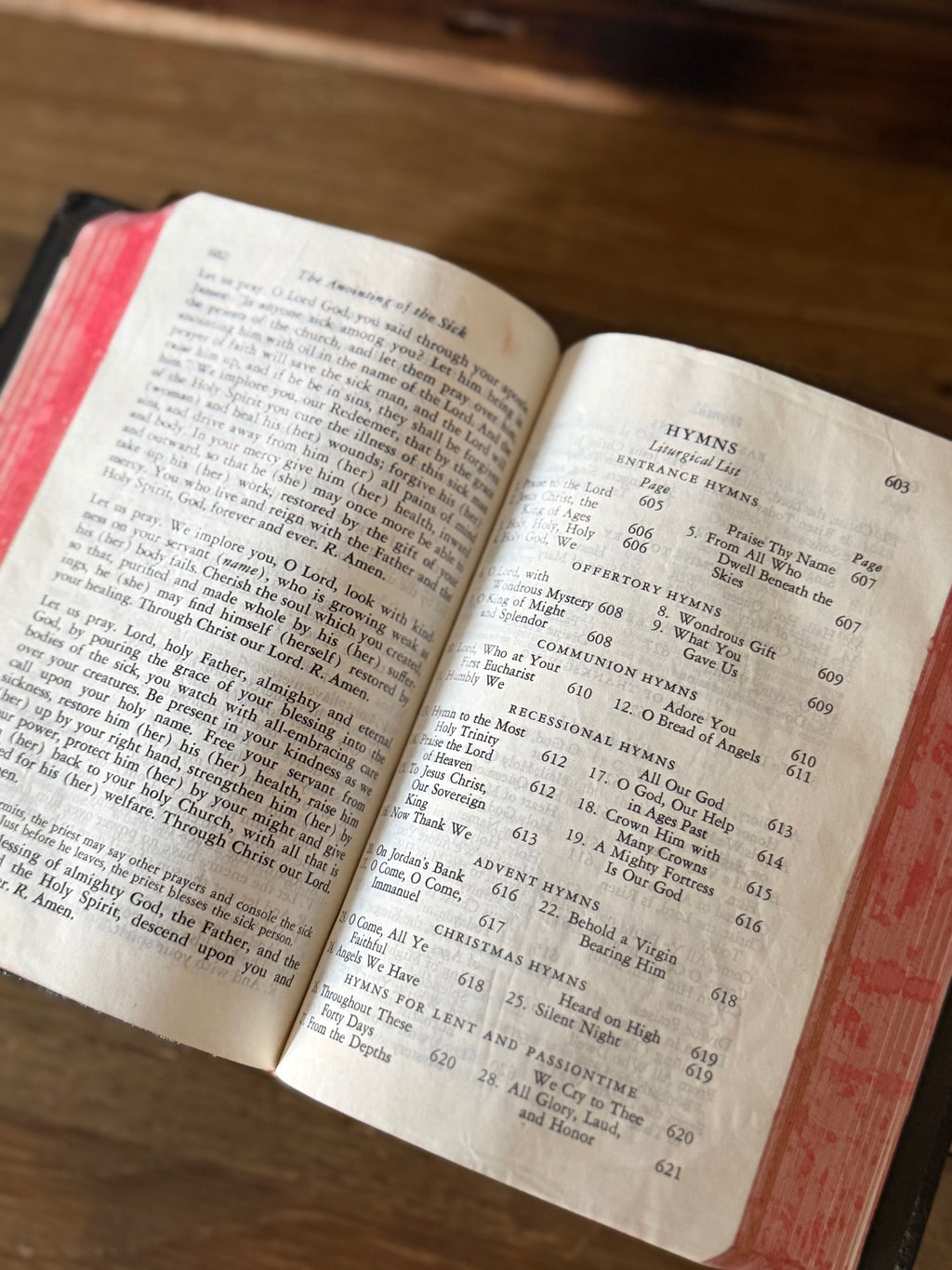 Vintage 1966 Maryknoll Missal | Vatican Edition