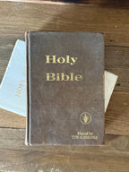 Vintage Gideons Holy Bible