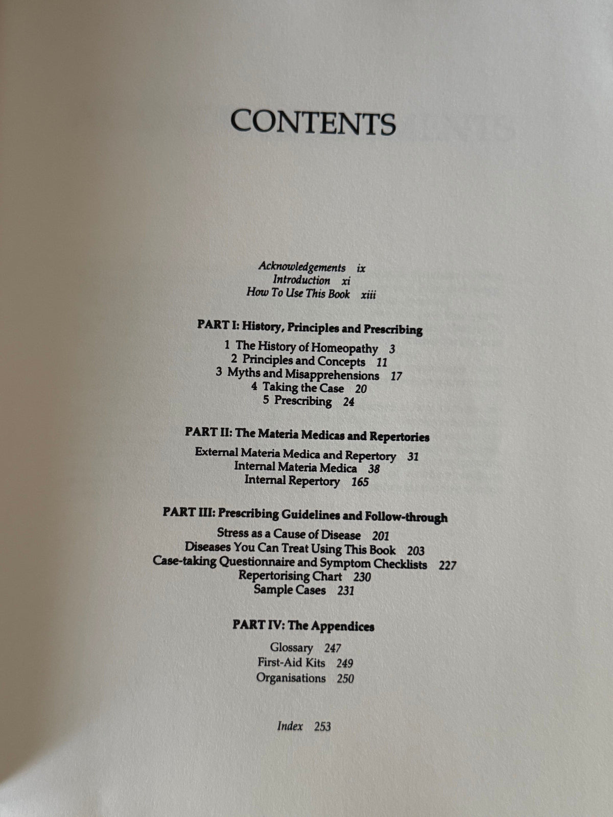 The Complete Homeopathy Handbook | Vintage 1991 Illustrated Herbal & Homeopathic Reference